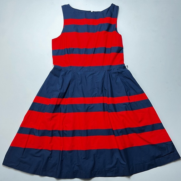 L.L. Bean Dresses & Skirts - LL Bean Signature dress size 14